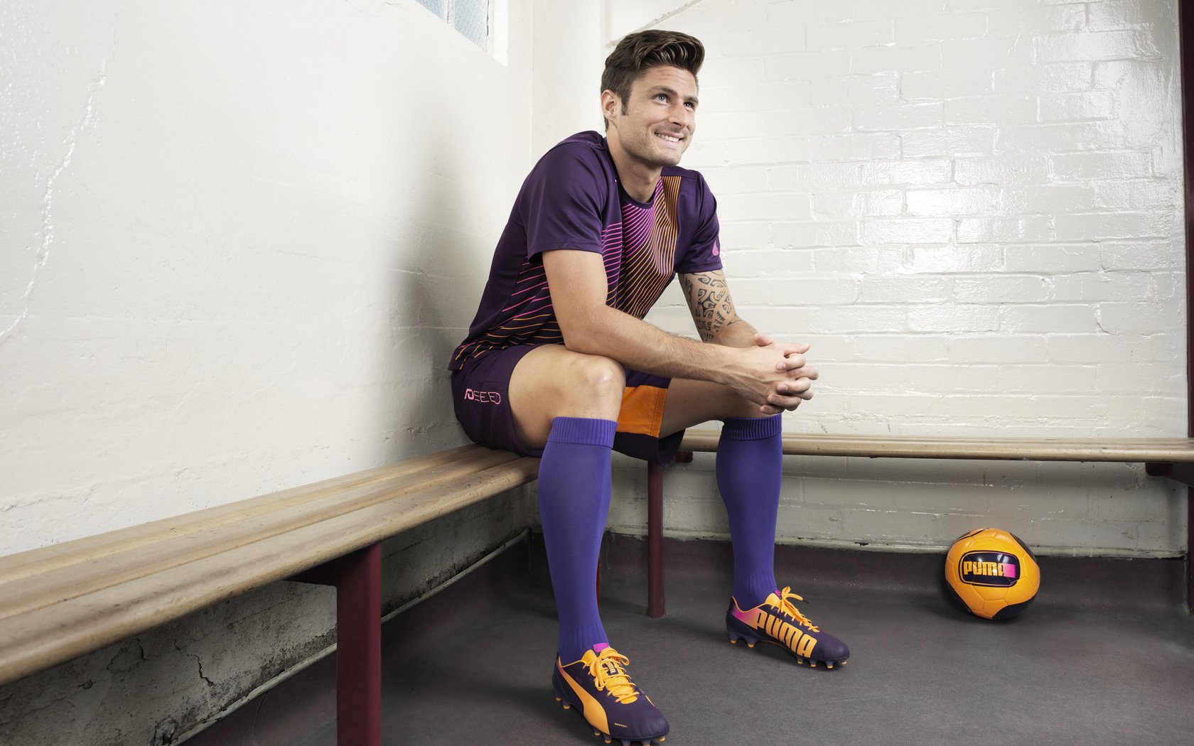 慢节奏阵地战是否更考验球员技术细节，慢节奏策略游戏